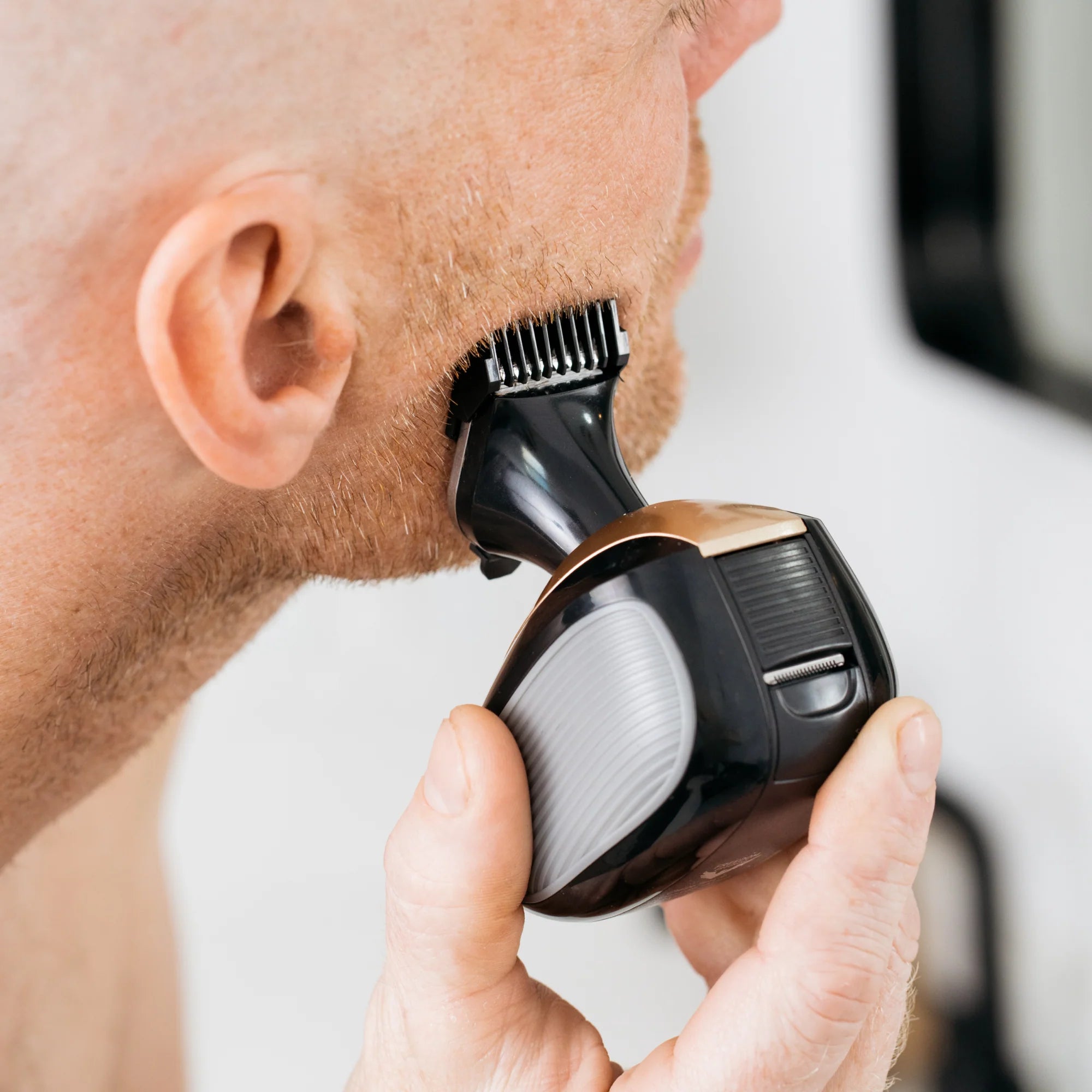 FlexSeries® Precision Clipper & Guards - View 4